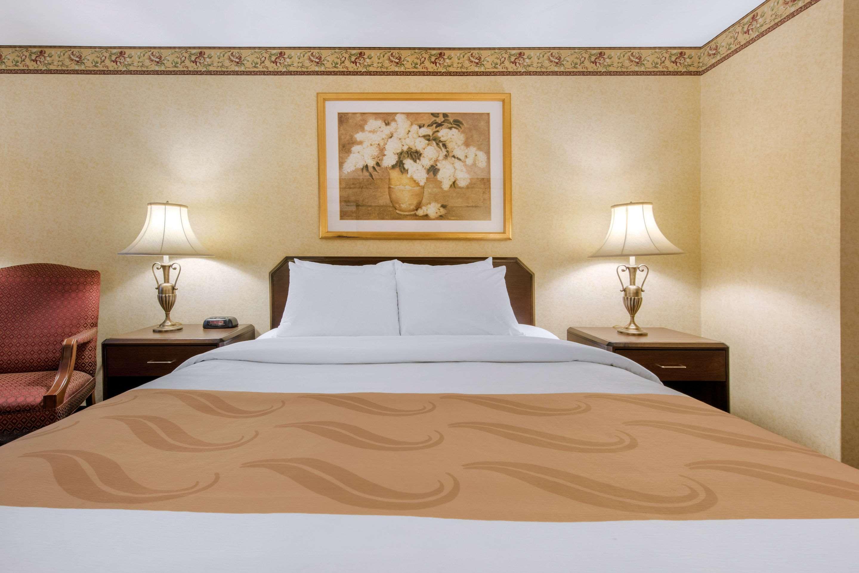 Hotel Quality Breeze Manor Breezewood